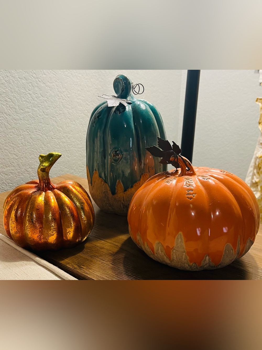Like New Set of Pumpkins  LIKE & MAKE A DEAL